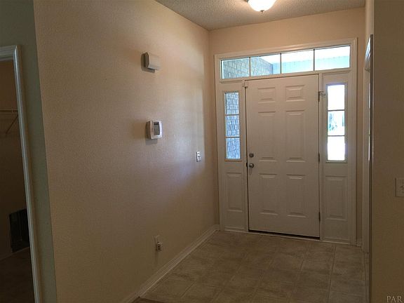 3rd image of 4888 Genevive Ct