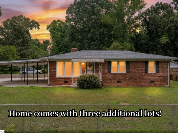 31 Twin Springs Dr, Greenville, SC 29605