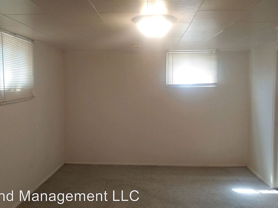 2nd image of 539 1/2 Howard Ave