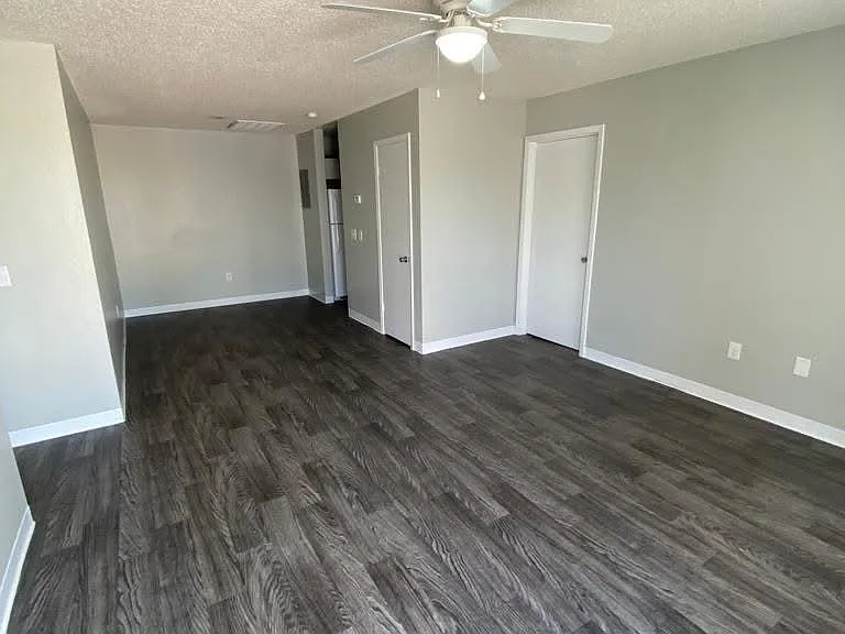 Valley Island Palms — Photo 16