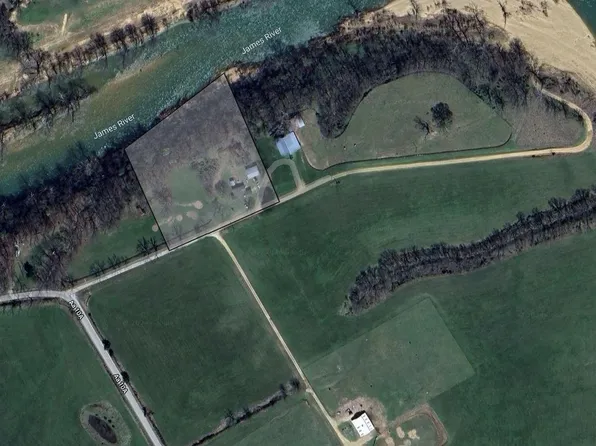 1251 Camp Yocum Road, Galena, MO 65656