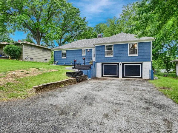 11228 Jackson Ave, Kansas City, MO 64137