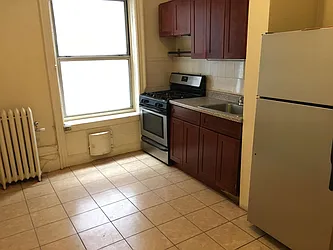 Rented by Uptown Flats LLC