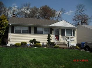 196 Lake Ave, Colonia, NJ 07067