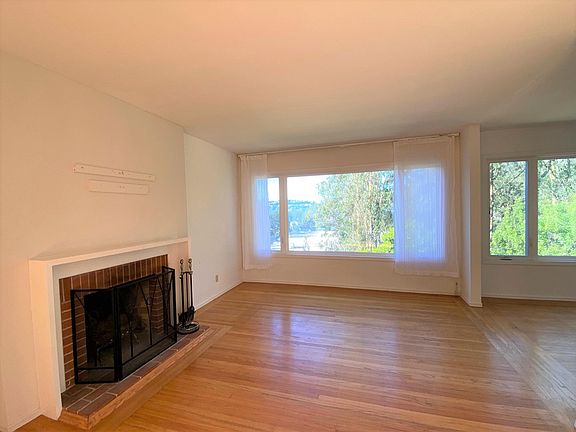 3rd image of 325 Dellbrook Ave