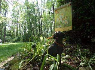 25 Cemetery Rd, Fleetwood, PA 19522