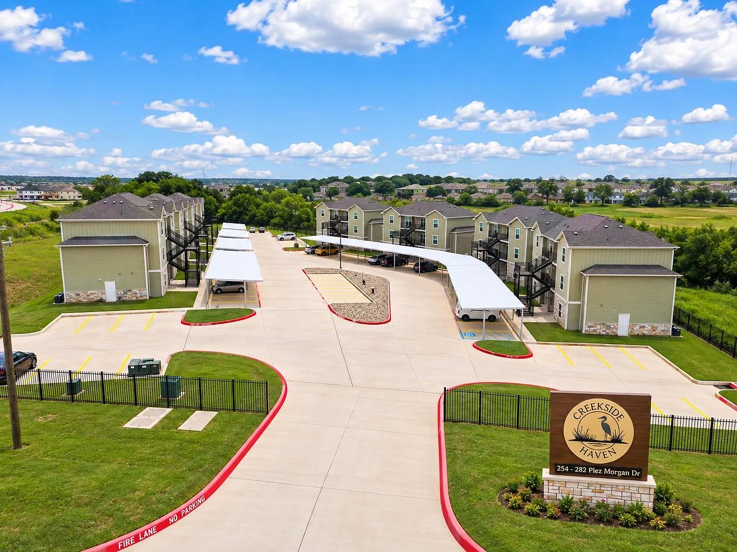 2 bed, 1.0 bath, $1,350 — Photo 2
