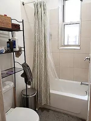 Rented by Signature Property Realty | media 26