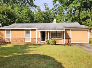 1309 Continental Dr, Dothan, AL 36301