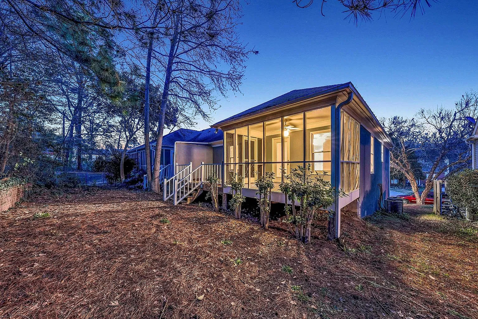 3 bed, 1900 sqft, $2,000 — Photo 3