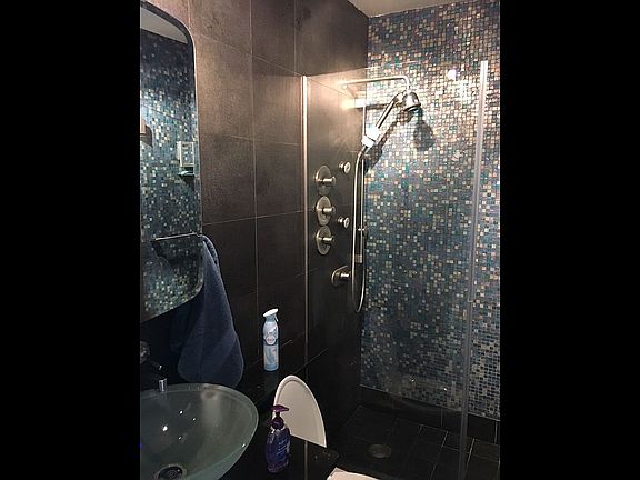 3rd image of 61 W 62nd St APT 24B