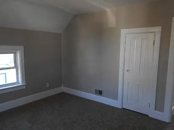 1711 Lane Ave #1 — Photo 3
