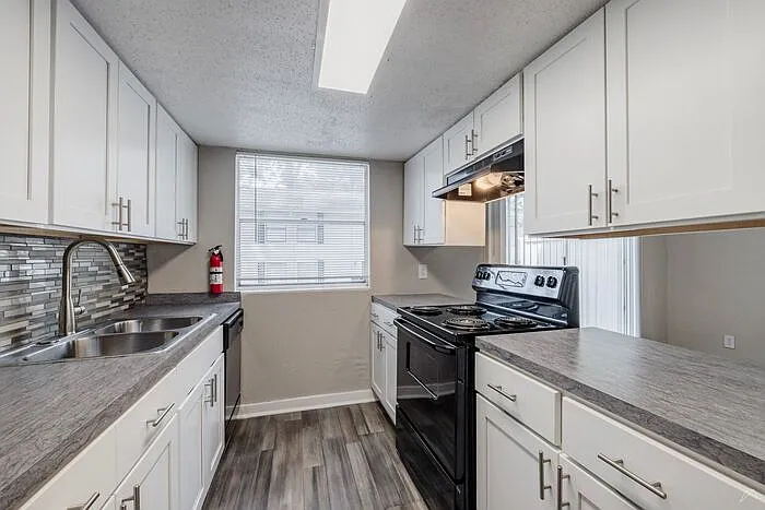 3110 Godby Rd #22E — Photo 11