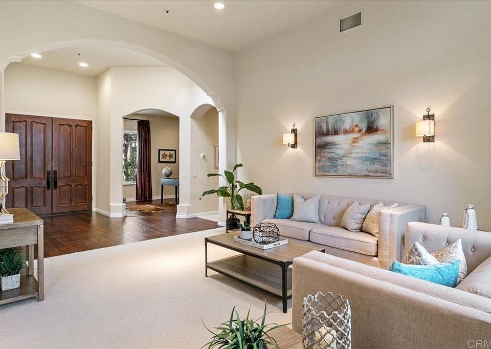 1st image of 5360 Vista Del Dios