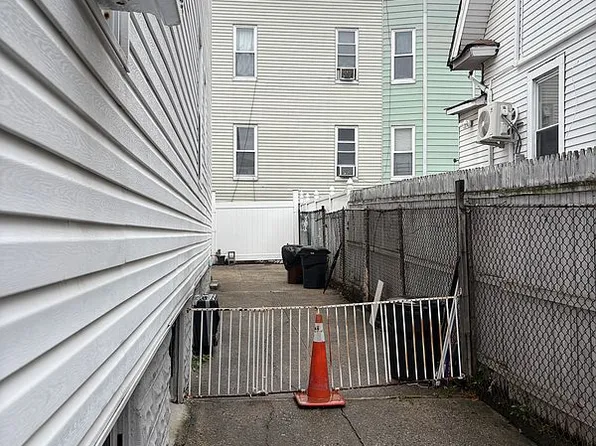 2403 Buck St, Bronx, NY 10461