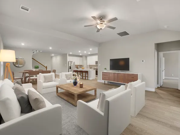 766 River Ln, Lavon, TX 75166