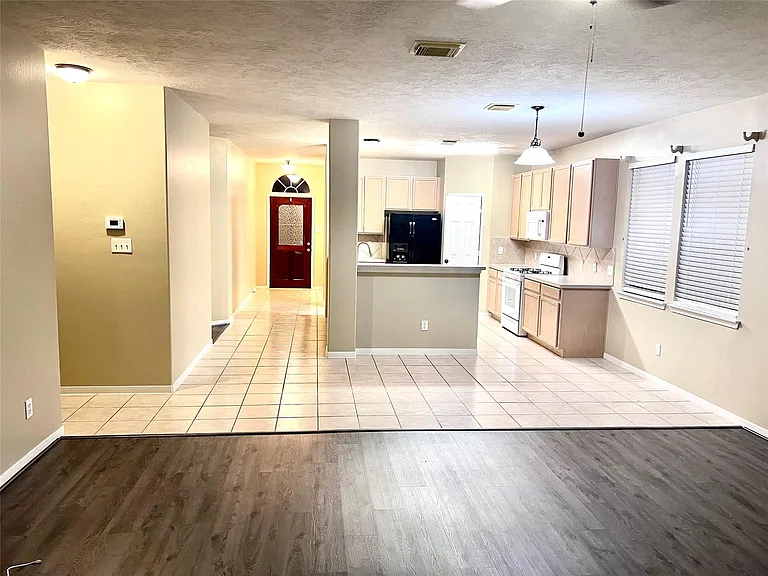 5301 Carefree Dr — Photo 6