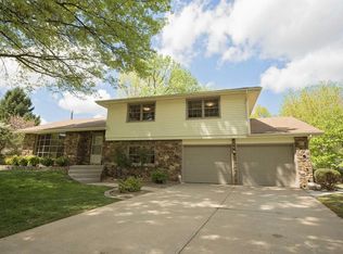 3125 S Heather Ct, Springfield, MO 65804