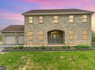 1320 Carriage House Rd, Middletown, PA 17057