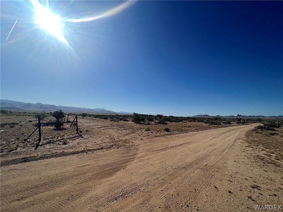 1st image of 340-19-061 N Bonita Drive