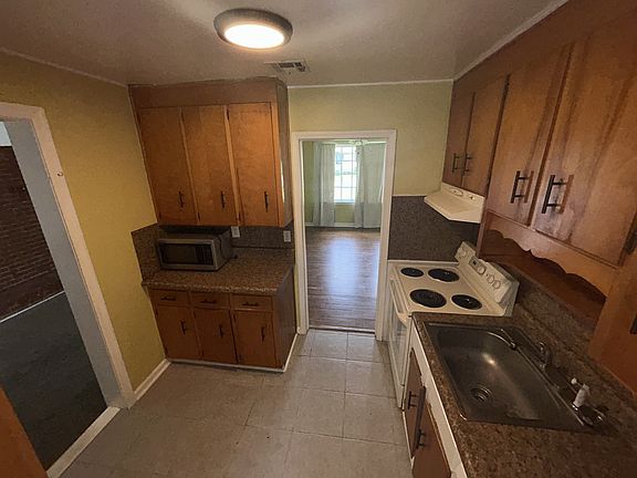 4th image of 517 Lakewood Rd