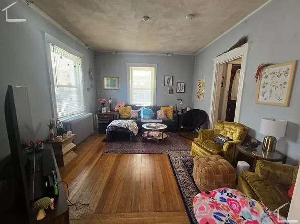 208 Kelton St, Allston, MA