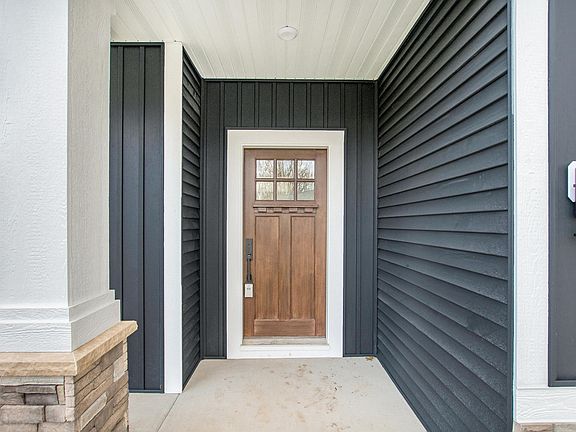 5th image of 468 Sessions Wood N