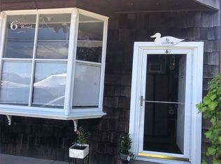 6 Shore Rd #6, Babylon, NY 11702