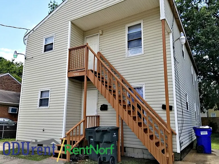 1441 W 41st St — Photo 1