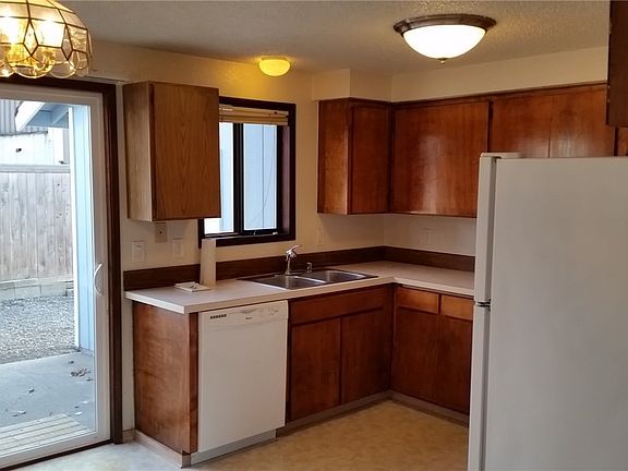 3rd image of 1518 Virginia Ave #A