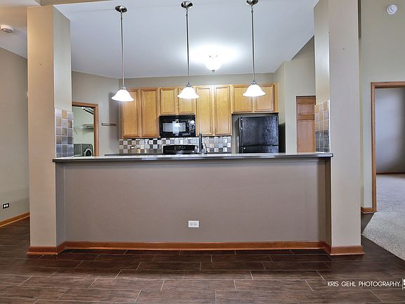 3rd image of 8038 Bluestem Ave