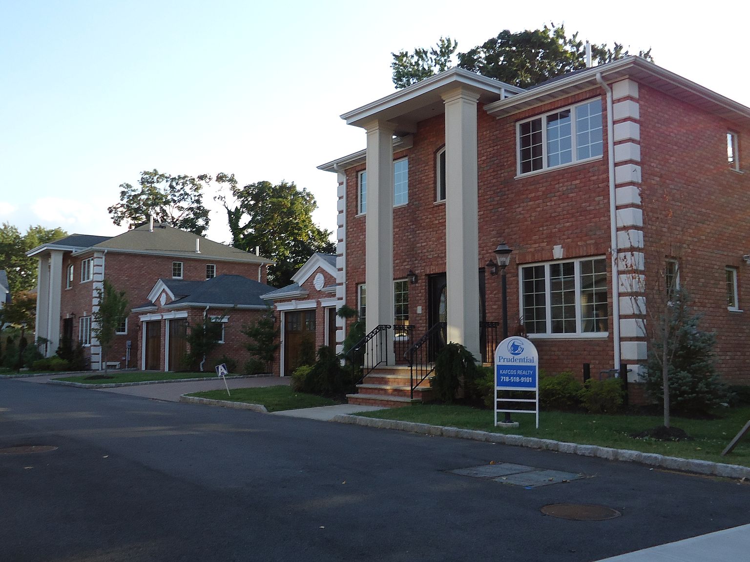 3250 Rawlins Ave, Bronx, NY 10465 Zillow