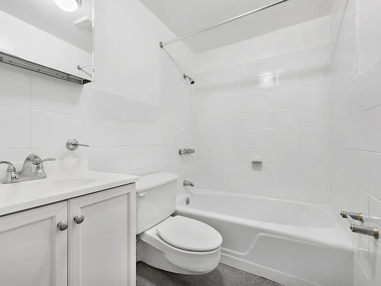 155 Montague St #2 — Photo 10