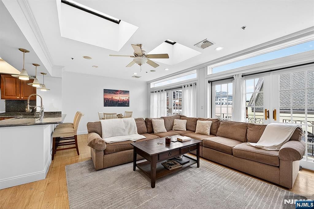 64 Madison St APT 5, Hoboken, NJ 07030 | Zillow