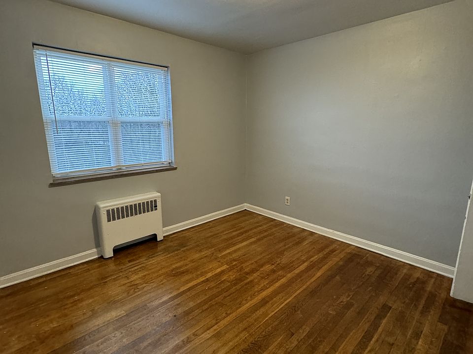 2nd image of 1607 Asmann Ave #11294980