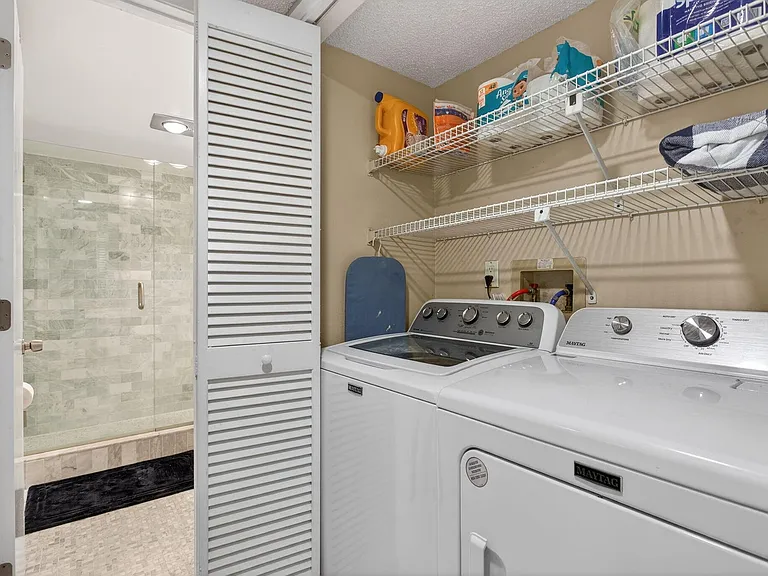 3503 Oaks Way #405 — Photo 11