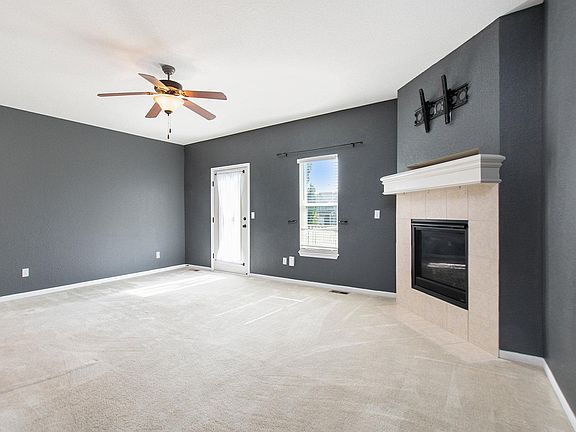 2nd image of 9401 N Amoret Ave