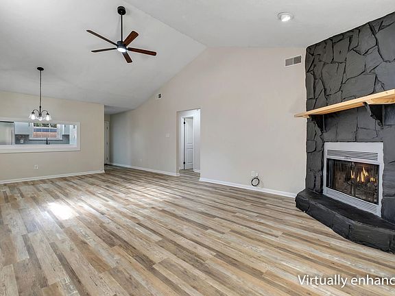 5th image of 3981 Breezee Ct