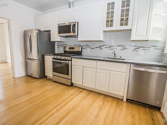 4th image of 247 Eureka St