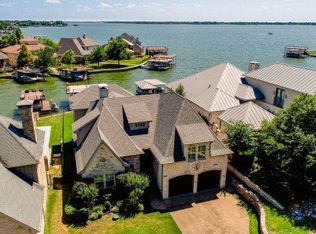 105 White Cap Ln, Mabank, TX 75156