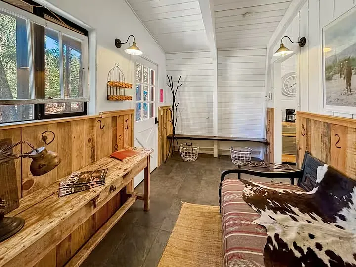 3357 Woodland Rd — Photo 3