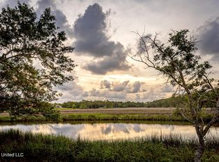 Pointe Of View Dr LOT 6, Ocean Springs, MS 39564