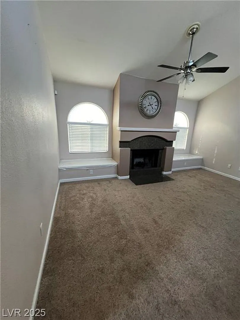 9325 W Desert Inn Rd. #206 — Photo 3
