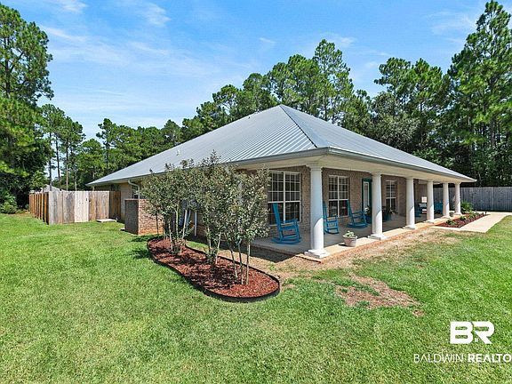 3rd image of 24235 Montesino Ln