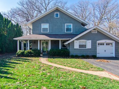 2340 Maple Ln, Highland Park, IL, 60035