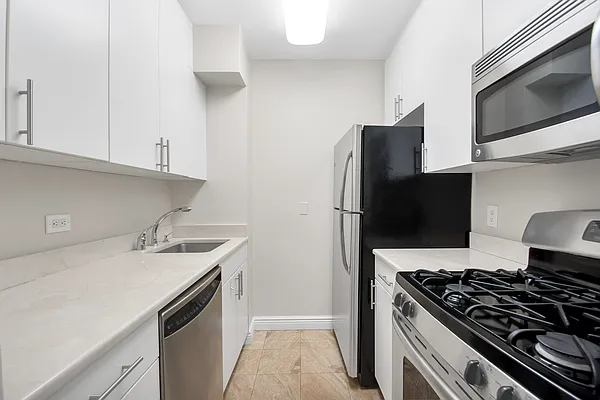 Rented by Compass | media 2
