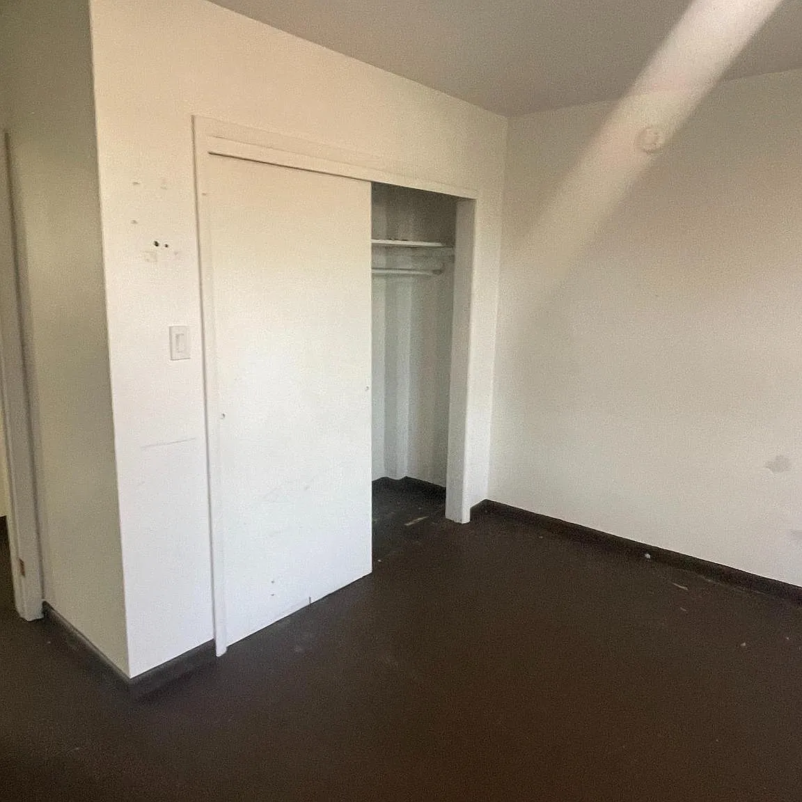 4 bed, 1.5 bath, 1800 sqft, $1,275 — Photo 3