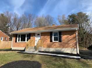 4827 Showalter Rd NW, Roanoke, VA 24017