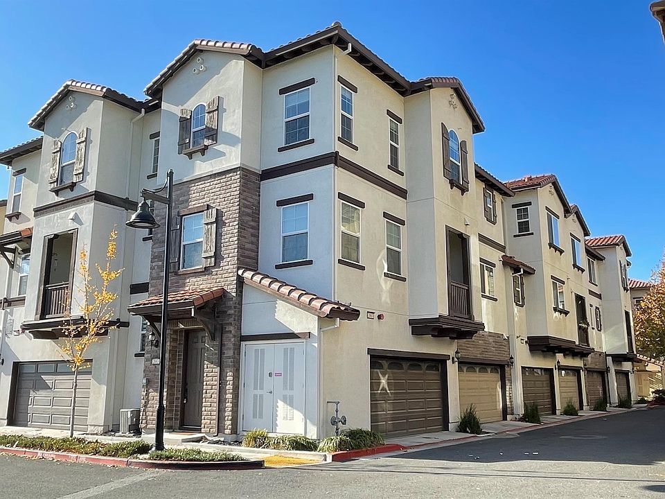 1st image of 2063 Agave Way #1