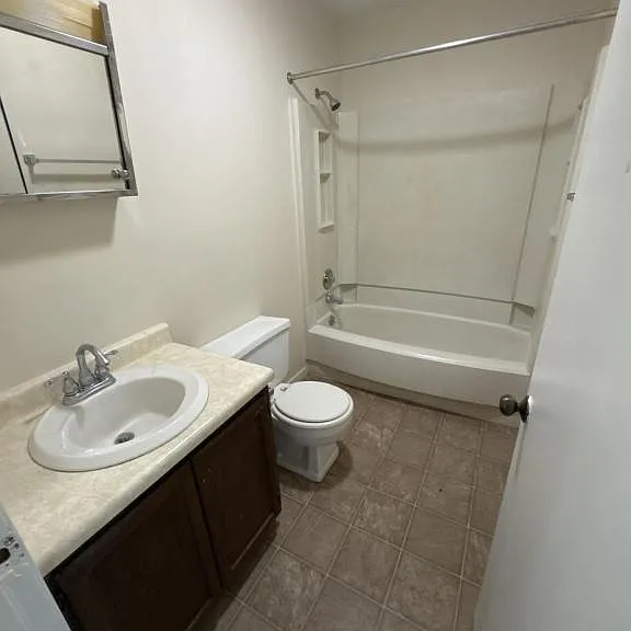 211 Dodge Dr #B3 — Photo 5